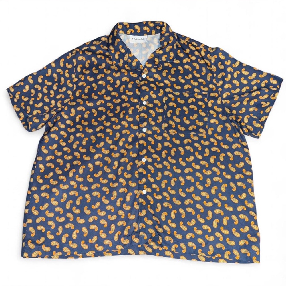 Arthur Ashe navy paisley button up shirt